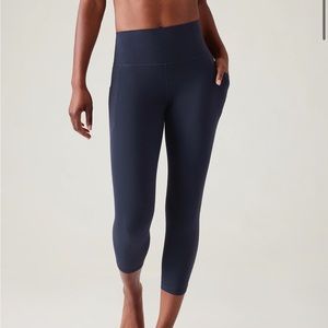 Athleta Salutation Stash Pocket Capri - SAGE COLOR